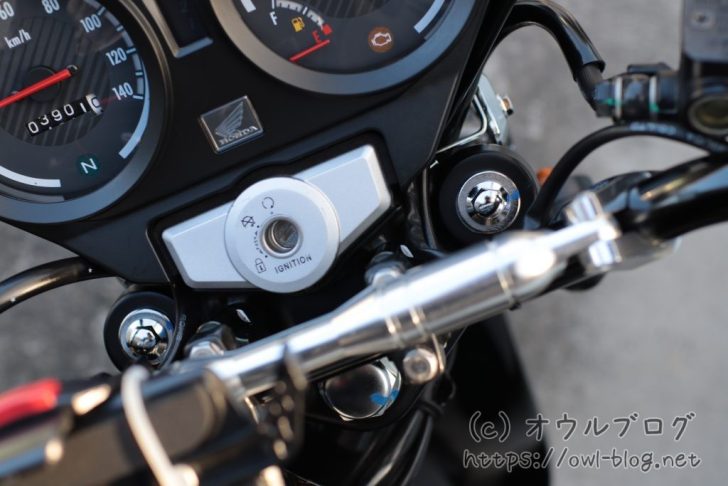 中華バイクのトップブリッジのサビ