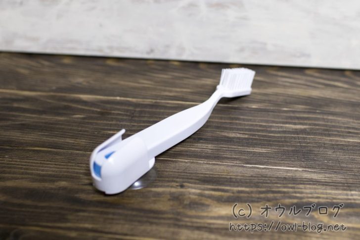 100均の便利な排水溝ブラシ