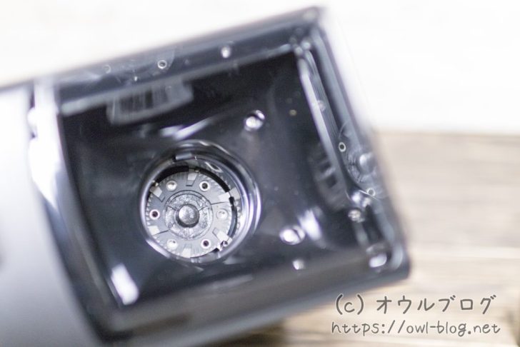 うす式ミルを外した中身