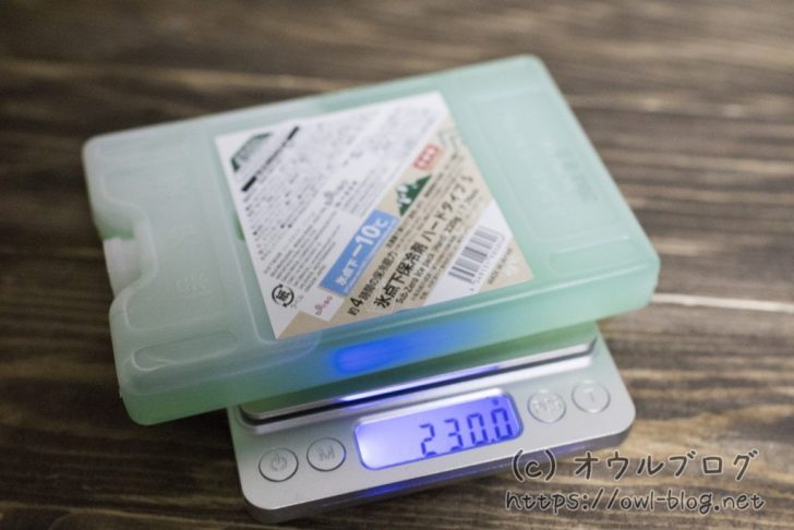 100均の氷点下パックSサイズの重さ