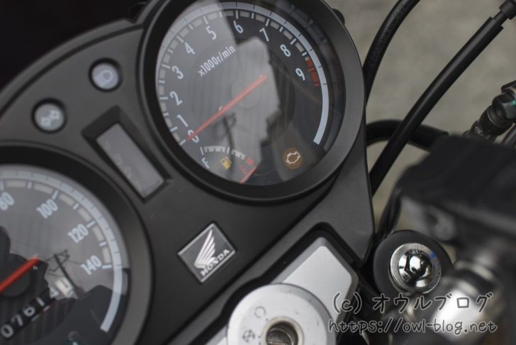バイクメーターの傷