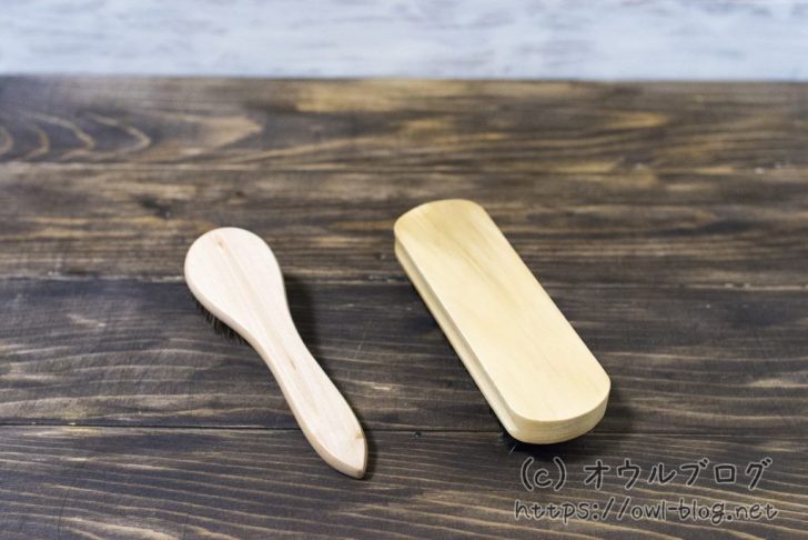 100均の馬毛豚毛ブラシを並べてみた